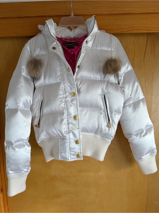 Rocawear Jackets & Blazers - Vintage Y2K Rocawear White Puffer Jacket with Faux Fur Pom-Poms